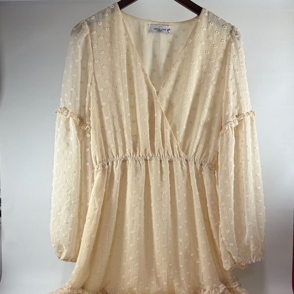 Carly Jean Los Angeles Ivory Long Sleeve Dress - Picture 1 of 7